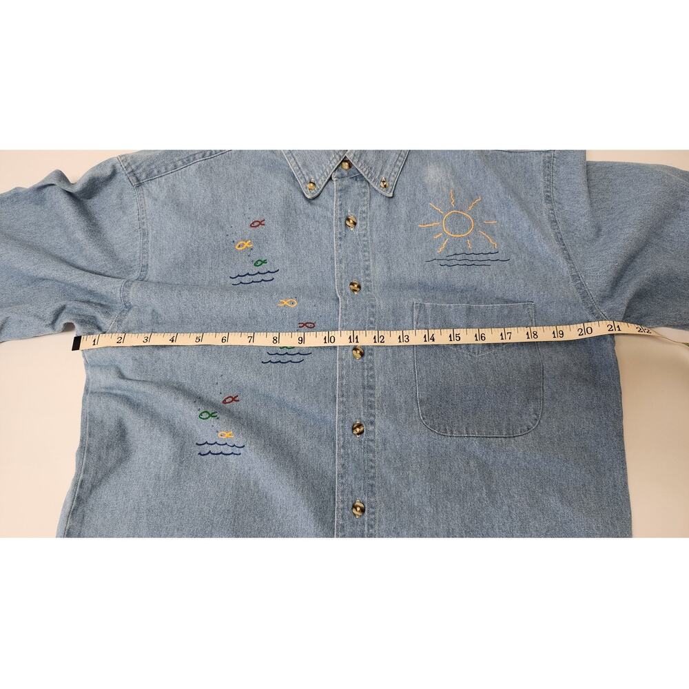 Vtg Camp Creek Women's Denim Short Sleeve Shirt with Beach Scene Top Size Small - Picture 5 of 13